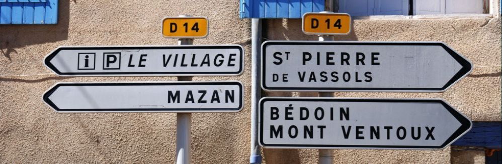 mormoiron-d14-au-niveau-du-stop-a-cote-de-jon-electronics