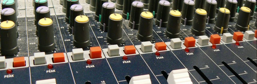 Table de mixage Soundcraft EFX-12 soundcraft-eft-12