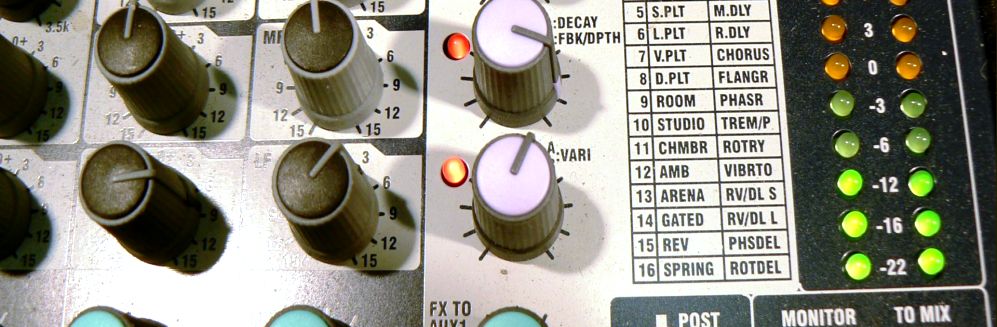 Table de mixage Soundcraft EFX-12 soundcraft-eft-12